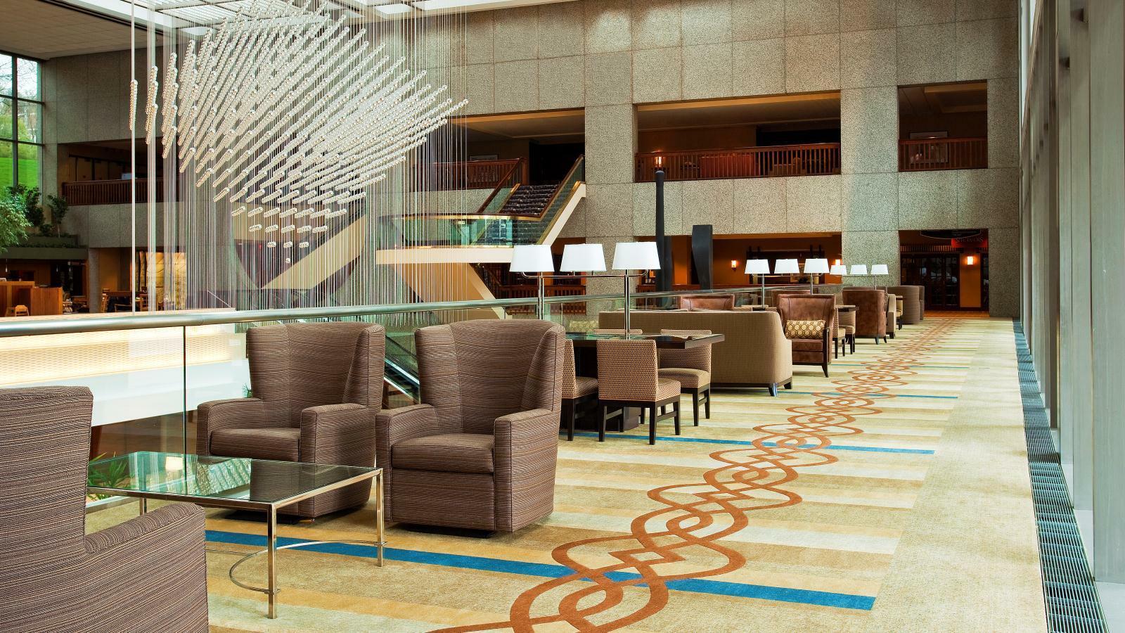 Sheraton Kansas City Hotel At Crown Center Exterior photo